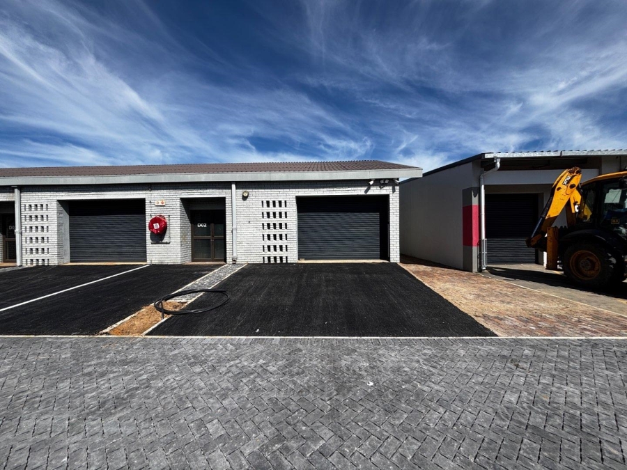 To Let commercial Property for Rent in Montague Gardens Western Cape